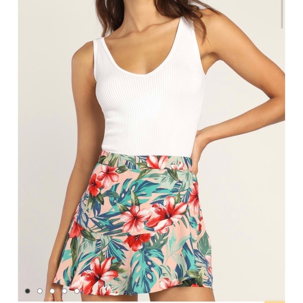 NWT - Lulus Terrifically Tropical Pink Tropical Print Ruffled Skort